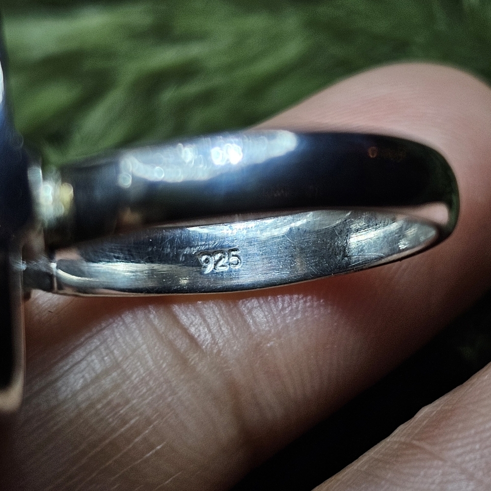 Large Crescent Moon Labradorite Silver Ring - Picture 5 of 5